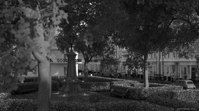 LondonScene_192C.jpg