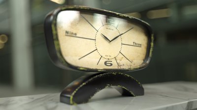 dof test_focus clock.jpg