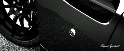 Pneu Pirelli + Aston 2.jpg
