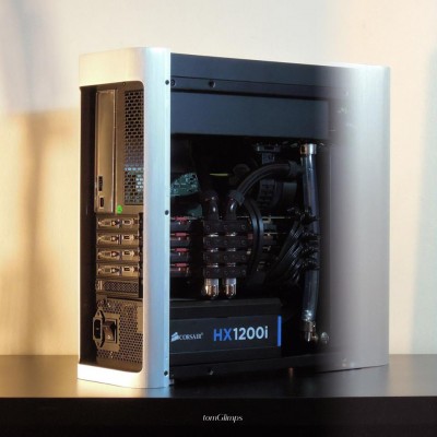 eGPU box perspective for OctaneRender by tomGlimps.jpg