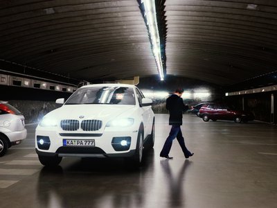 BMW 00-01.jpg